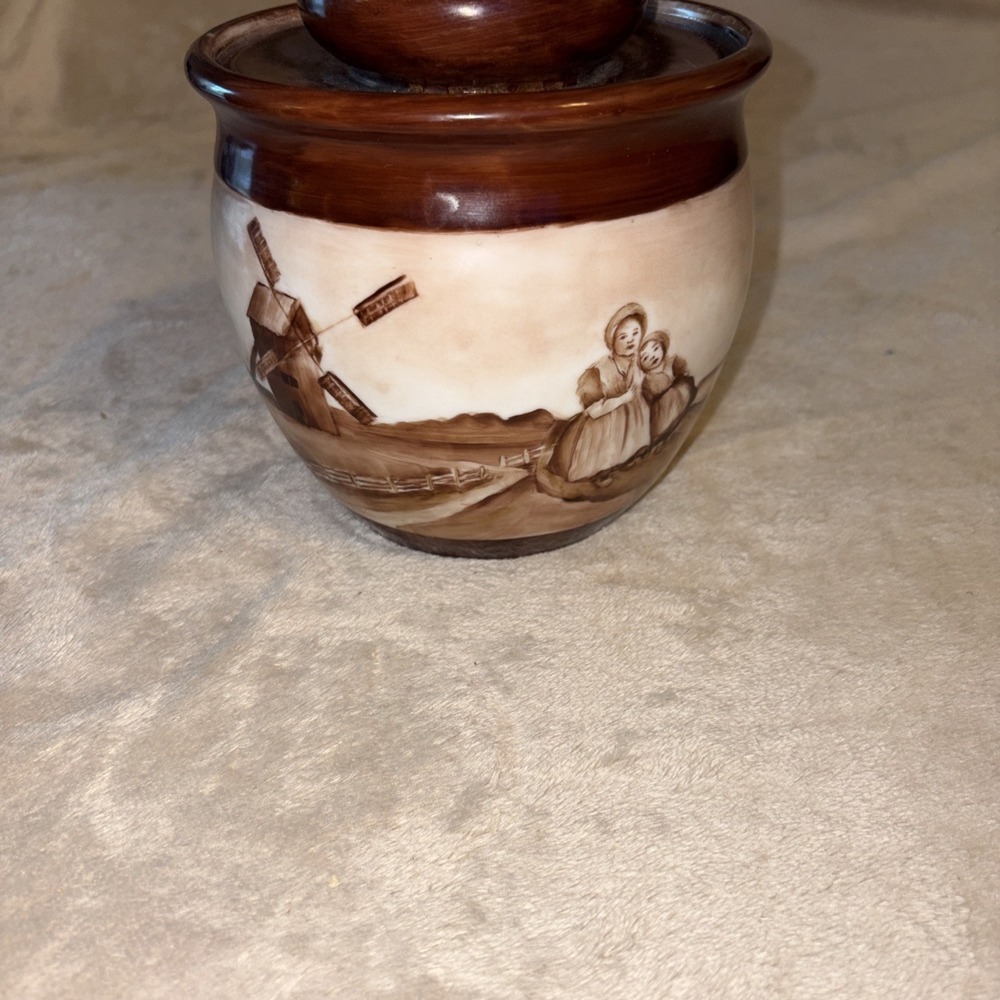 Stoneware Crock With Lid /Tobacco Jar Windmills Vienna, Austria